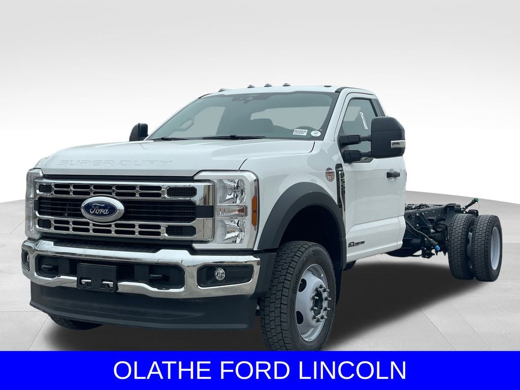 New 2025 Ford F550 4x4 Regular Cab Super Duty w/ XLT Value Package