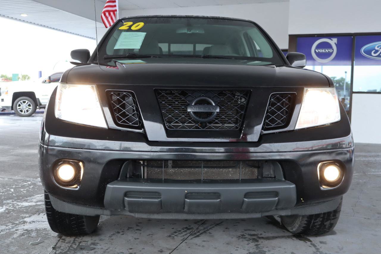 Used 2020 Nissan Frontier SV w/ Midnight Edition Floor Mats RWD image 11