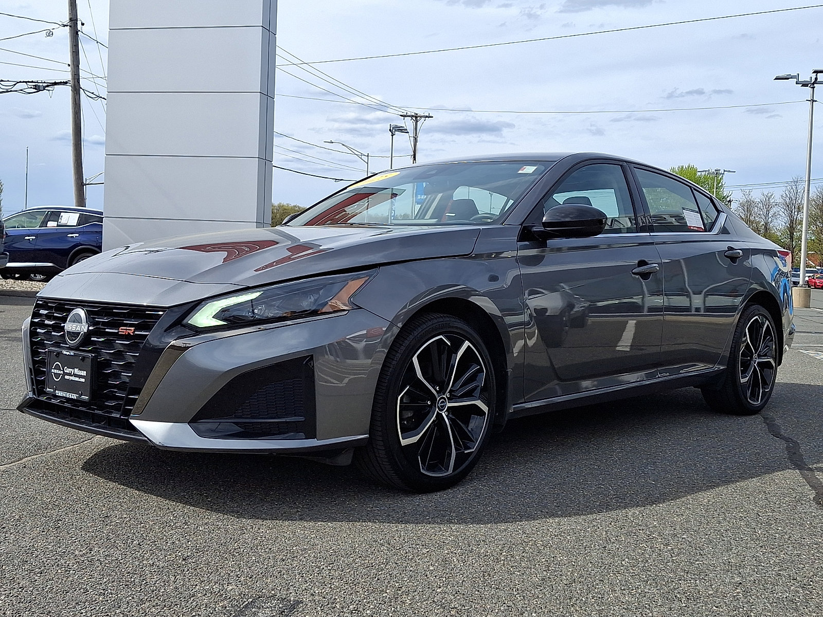 Certified 2025 Nissan Altima 2.5 SR w/ SR Premium Package AWD/4WD image 3