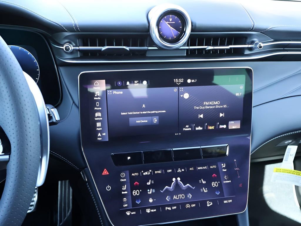 Used 2025 Maserati Grecale Modena image 24