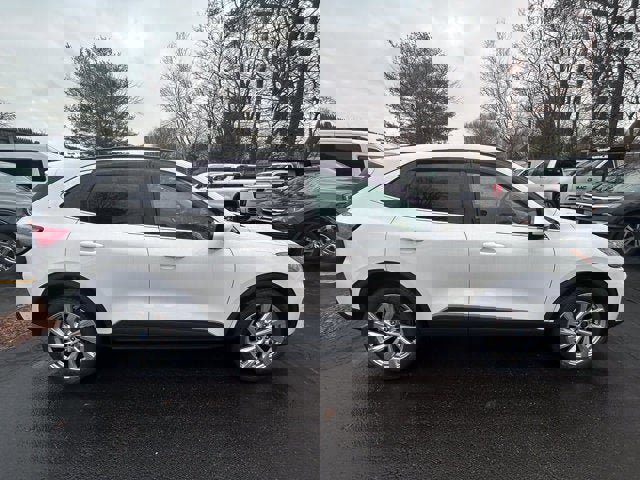 Used 2022 Ford Escape Titanium w/ Titanium Elite Package image 10
