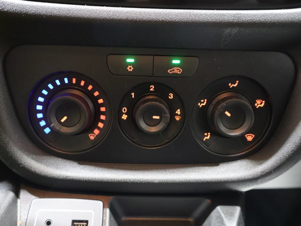 Used 2019 RAM ProMaster City Tradesman FWD image 24