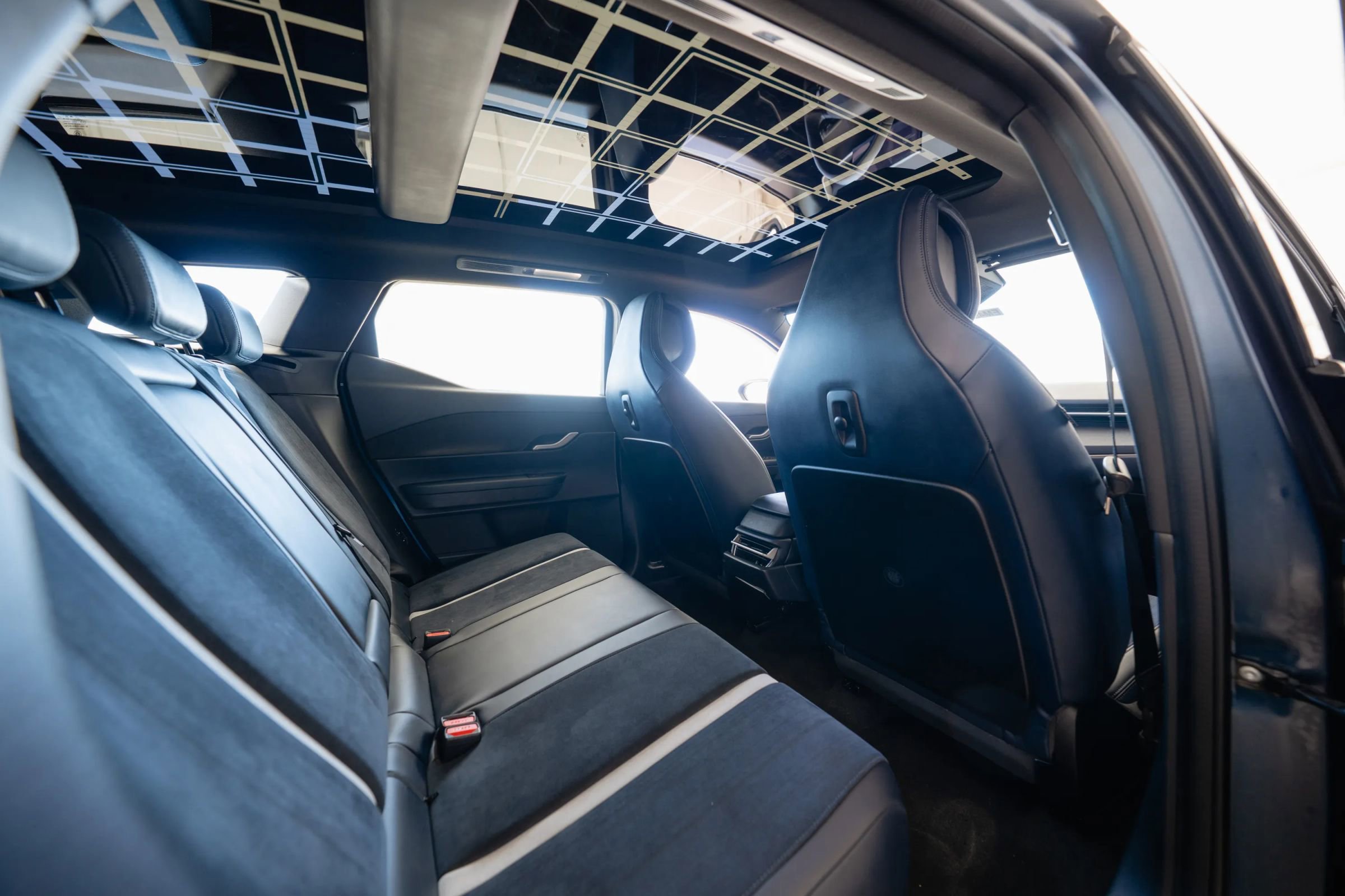 Used 2023 Fisker Ocean One image 24