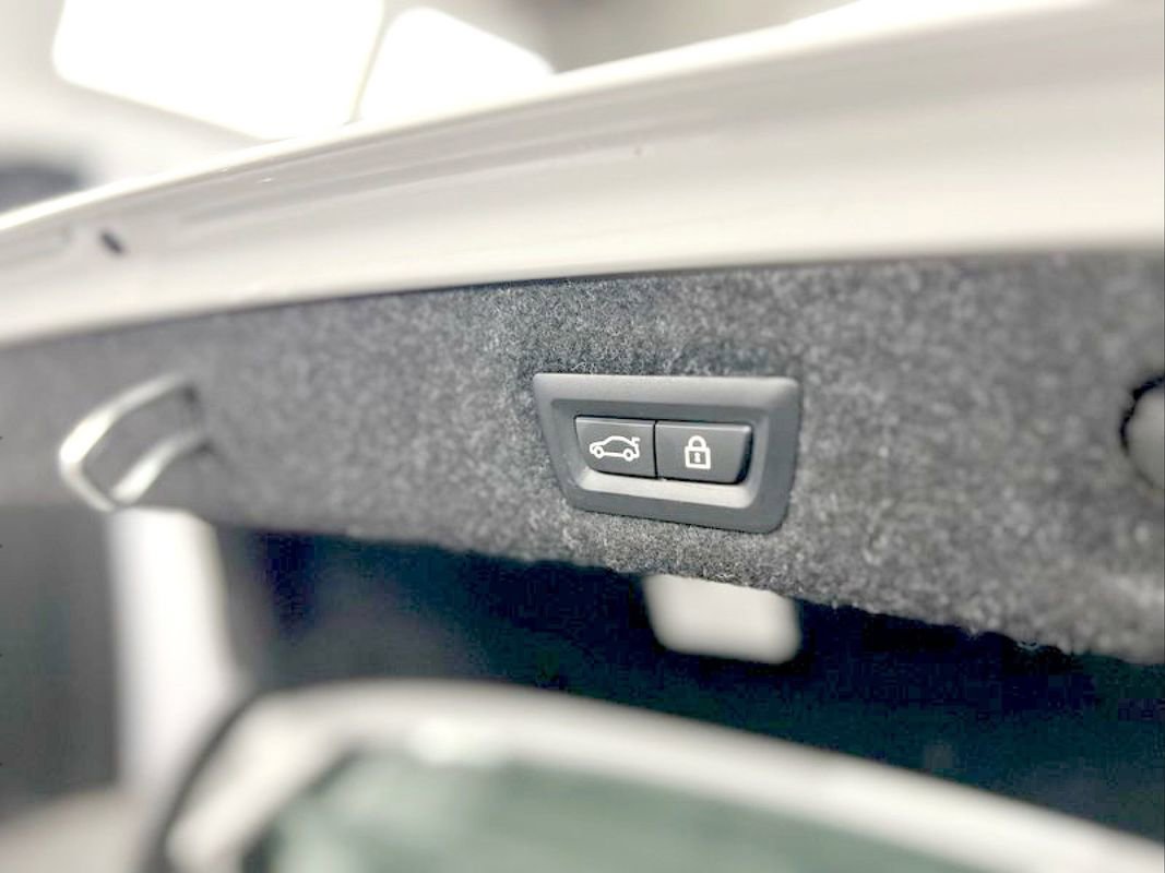 Used 2022 BMW 530i xDrive w/ M Sport Package image 48