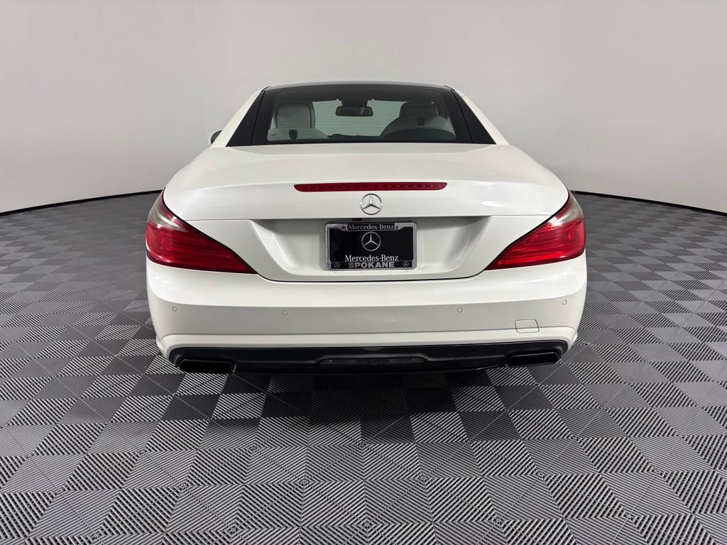Used 2014 Mercedes-Benz SL 550 image 6