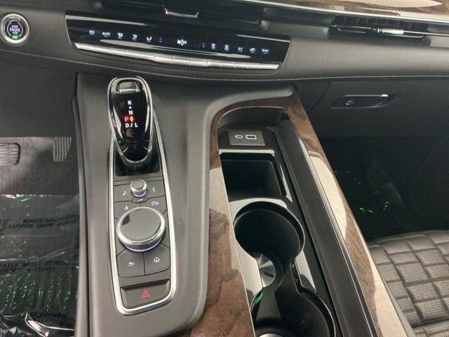 Used 2021 Cadillac Escalade Premium Luxury Platinum image 20