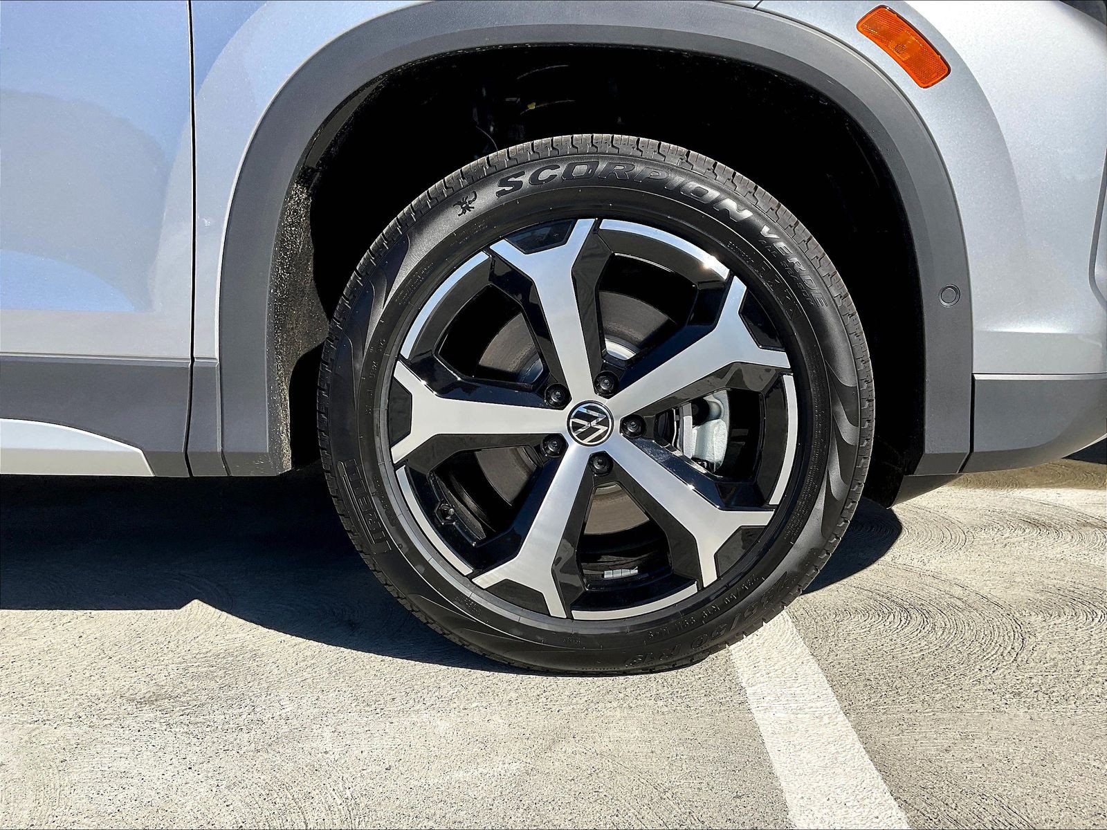 New 2026 Volkswagen Tiguan SE AWD/4WD image 10
