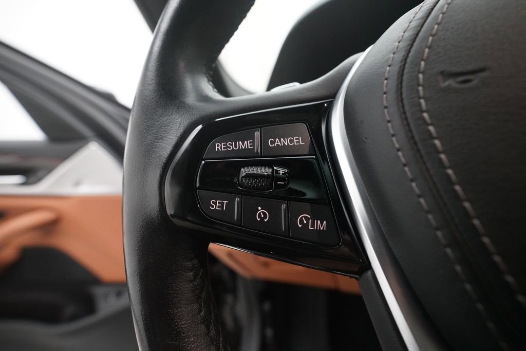 Used 2021 BMW 530i xDrive w/ Convenience Package image 18