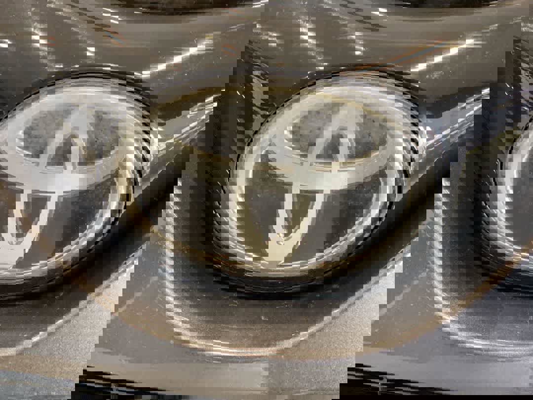 Used 2018 Toyota RAV4 LE w/ All Weather Liner Package image 10