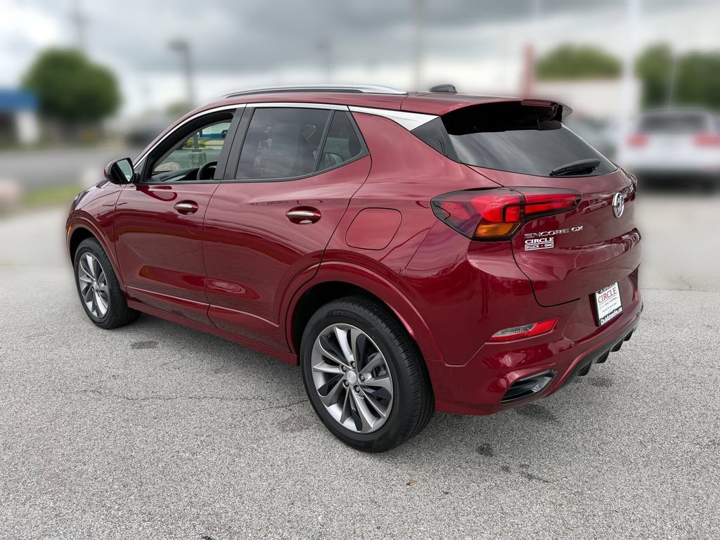 Used 2023 Buick Encore GX Select w/ Sport Touring Package FWD image 4