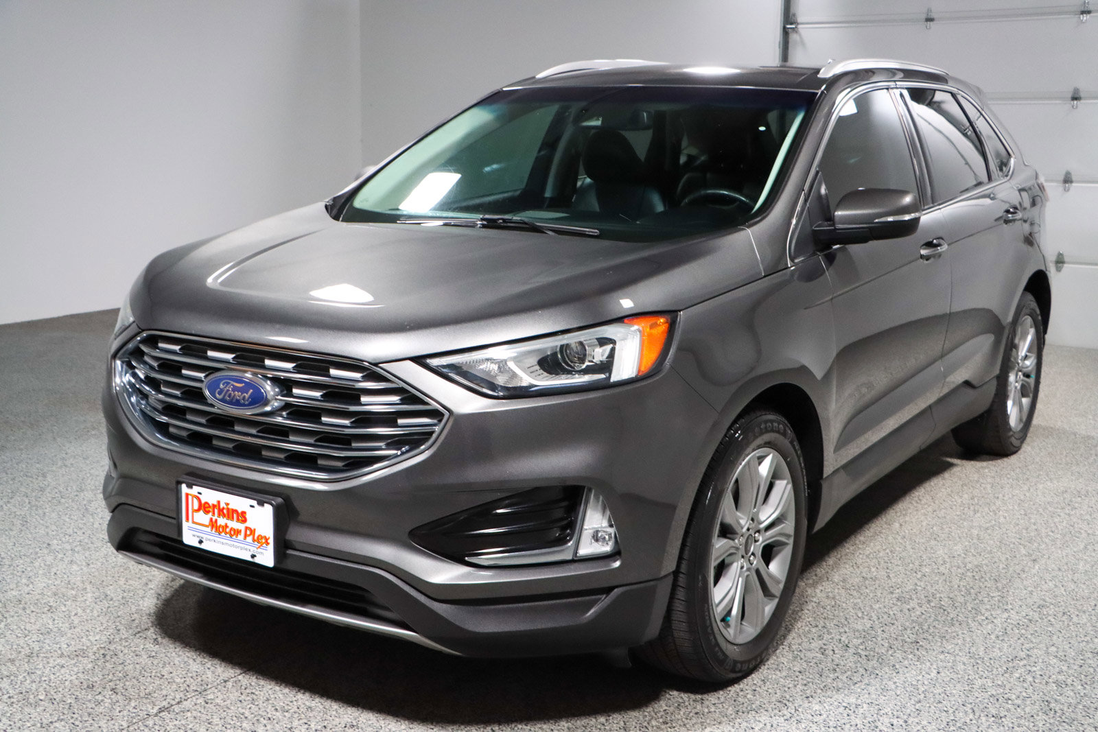 Used 2019 Ford Edge Titanium image 31