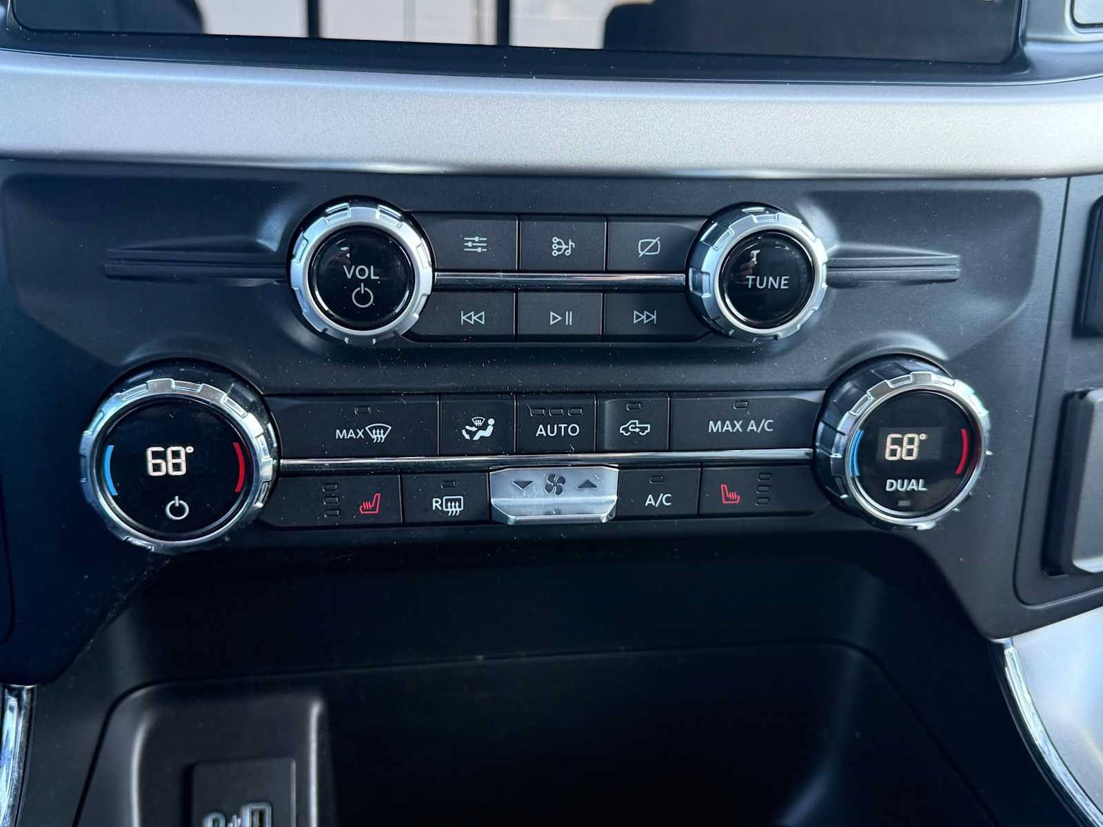 Used 2021 Ford F150 XLT w/ Equipment Group 302A High AWD/4WD image 32