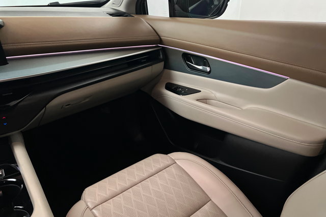 Certified 2025 Nissan Murano Platinum w/ Cargo Package AWD/4WD image 10