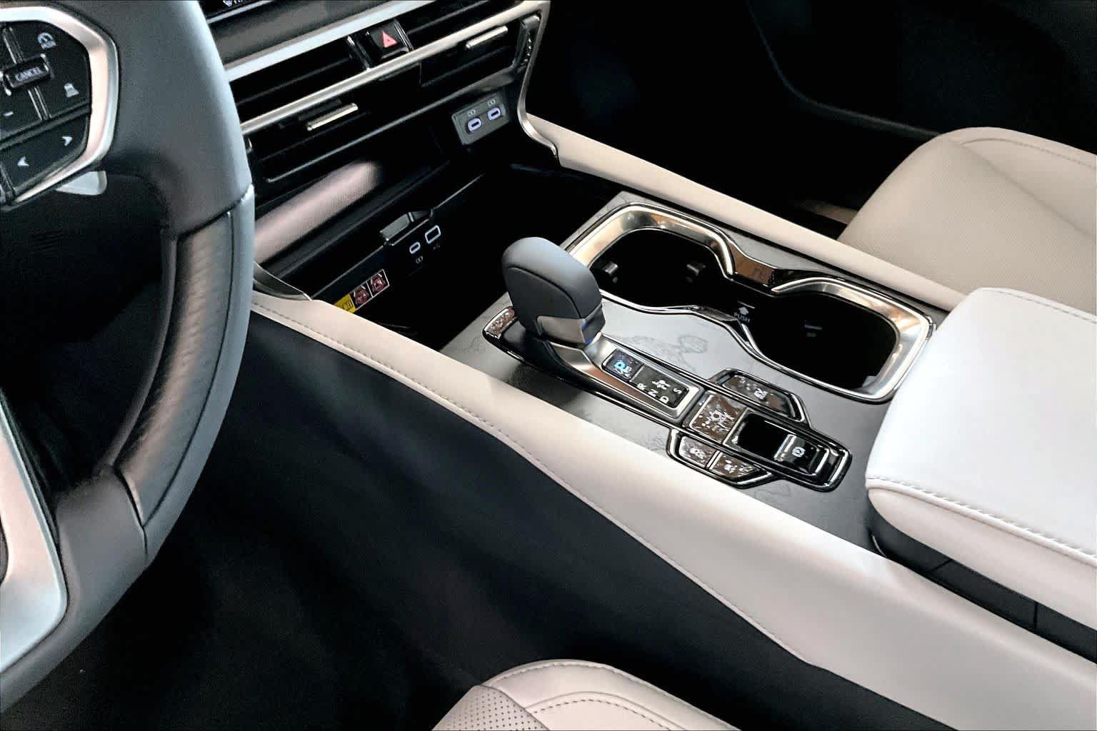 New 2026 Lexus RX 350h AWD/4WD image 8