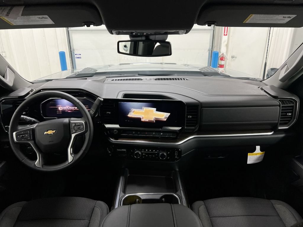 New 2026 Chevrolet Silverado 3500 LT w/ Convenience Package AWD/4WD image 5