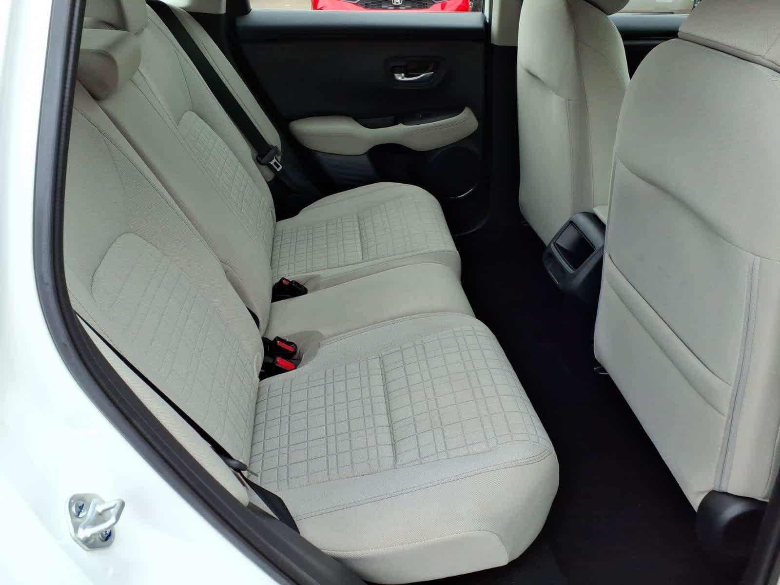 Used 2025 Honda HR-V LX image 10