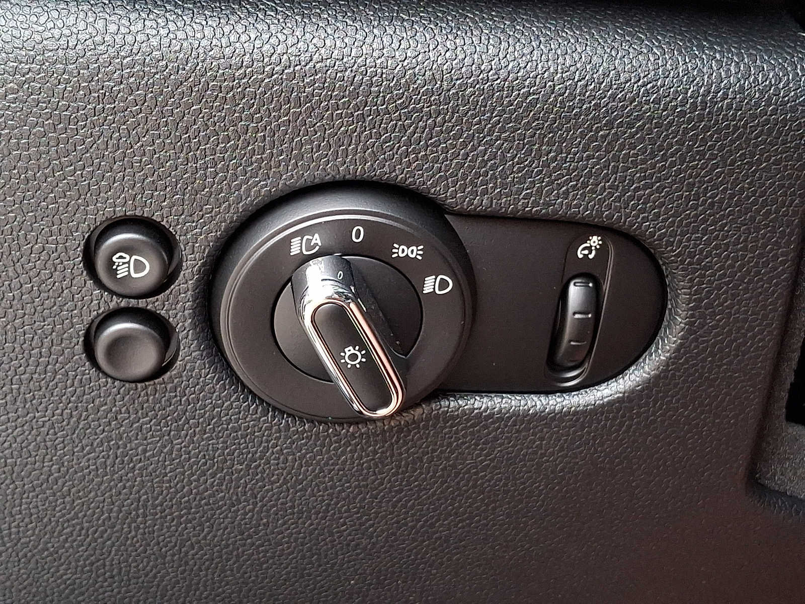Certified 2024 MINI Cooper S FWD image 23