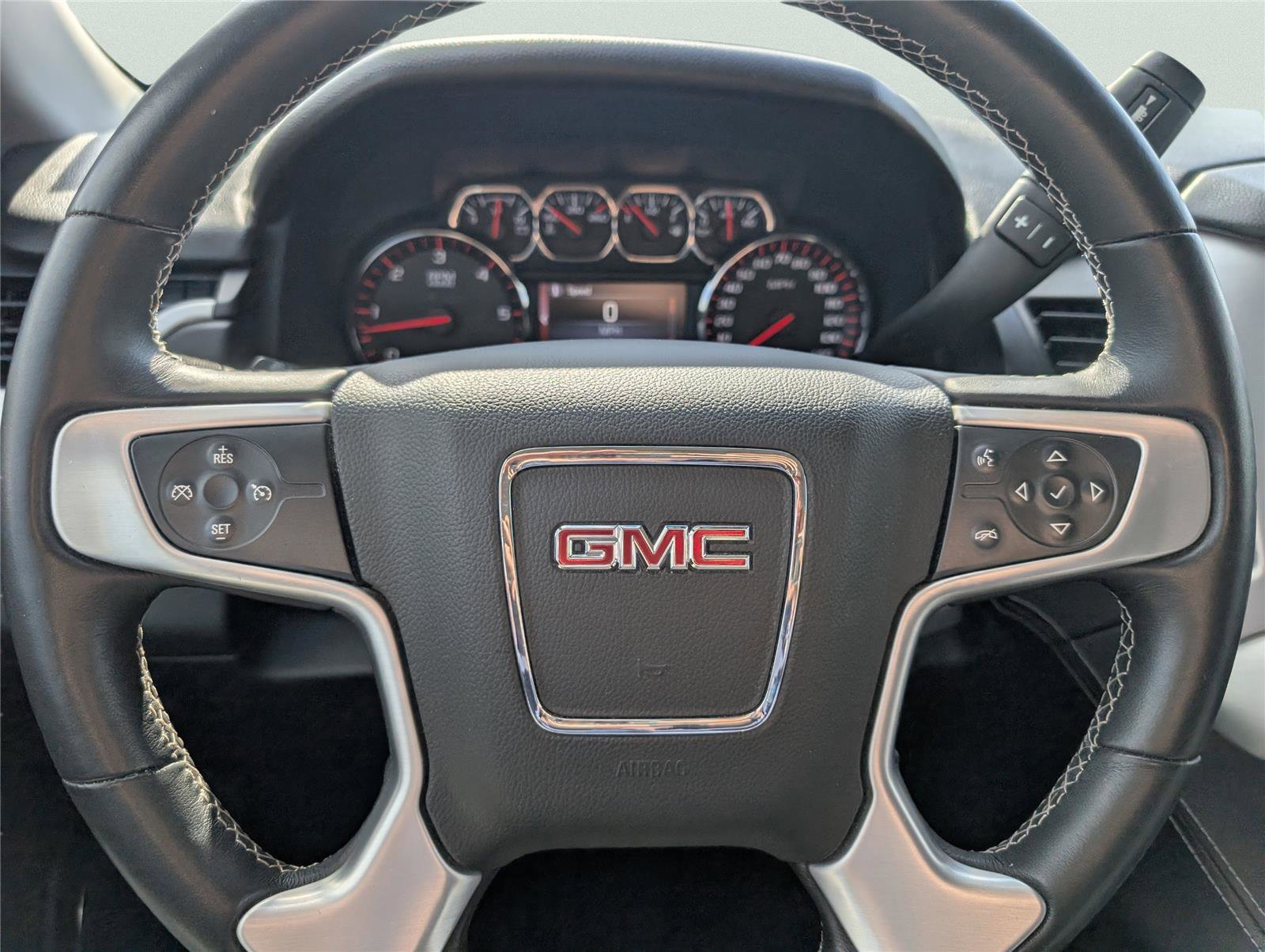 Used 2015 GMC Yukon SLE w/ Convenience Package image 21