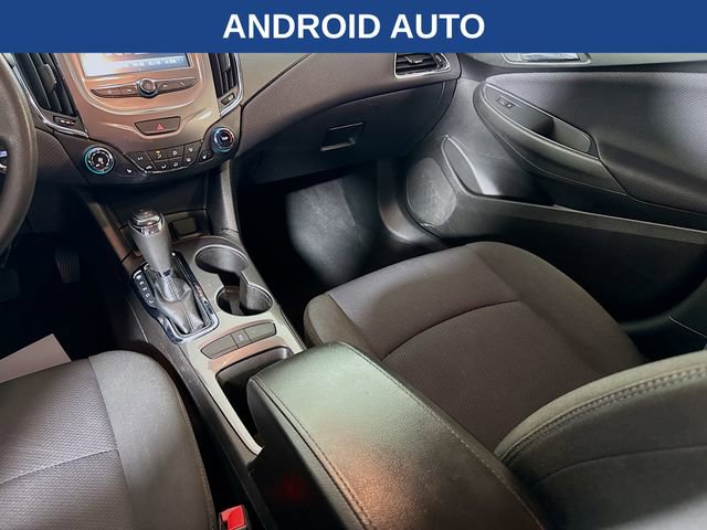 Used 2018 Chevrolet Cruze LT w/ Convenience Package FWD image 24
