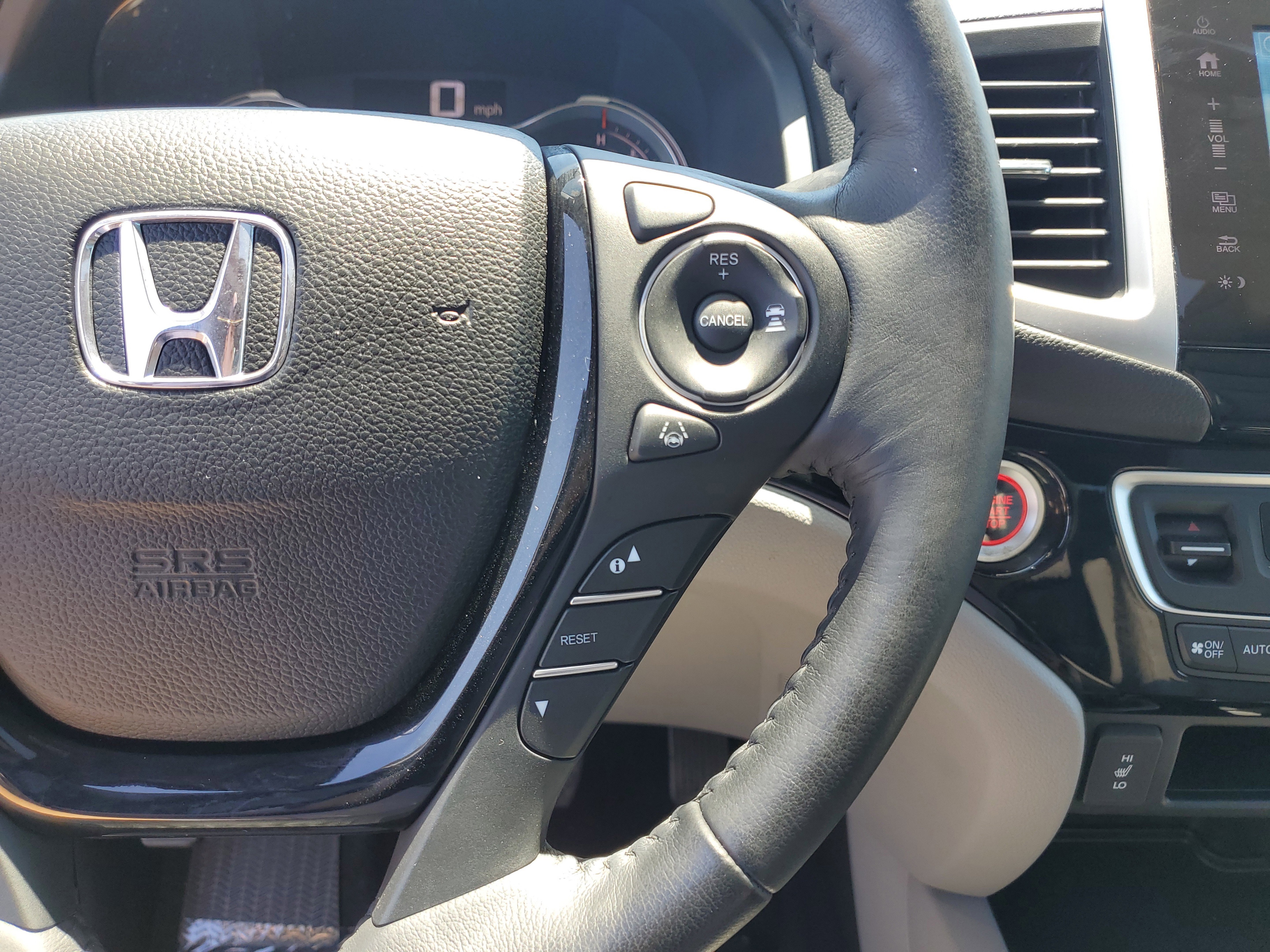 Used 2018 Honda Ridgeline RTL-E image 21