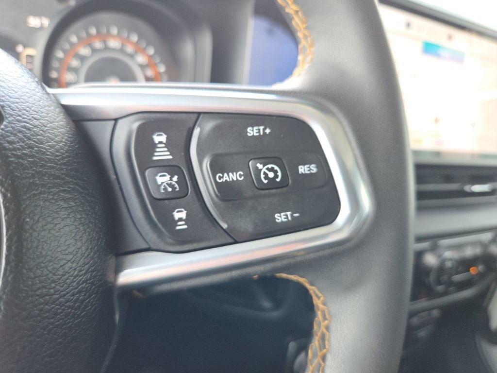 Used 2024 Jeep Wrangler Sahara image 29