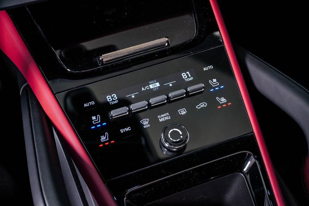 New 2026 Porsche Cayenne AWD/4WD image 24