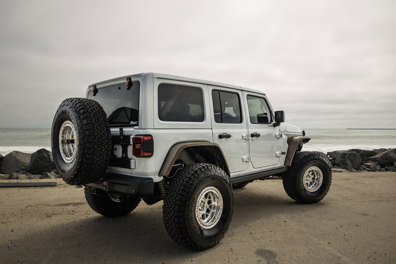 Used 2024 Jeep Wrangler Unlimited Rubicon 392 image 6
