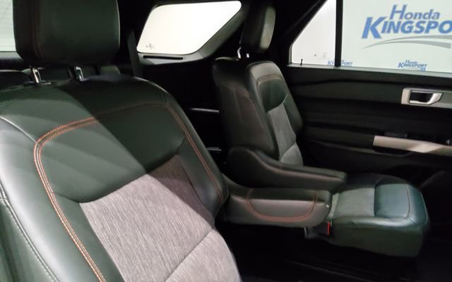 Used 2022 Ford Explorer Timberline w/ Timberline Technology Package AWD/4WD image 19