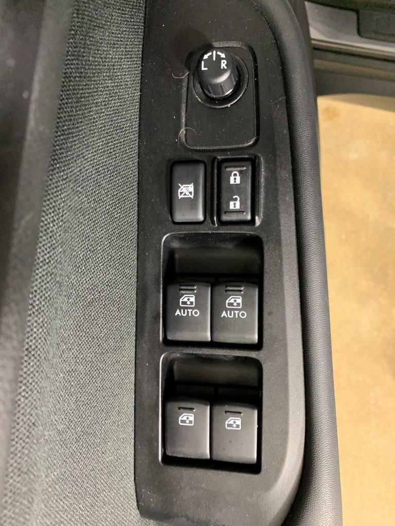 Used 2019 Subaru Outback 2.5i Premium image 17