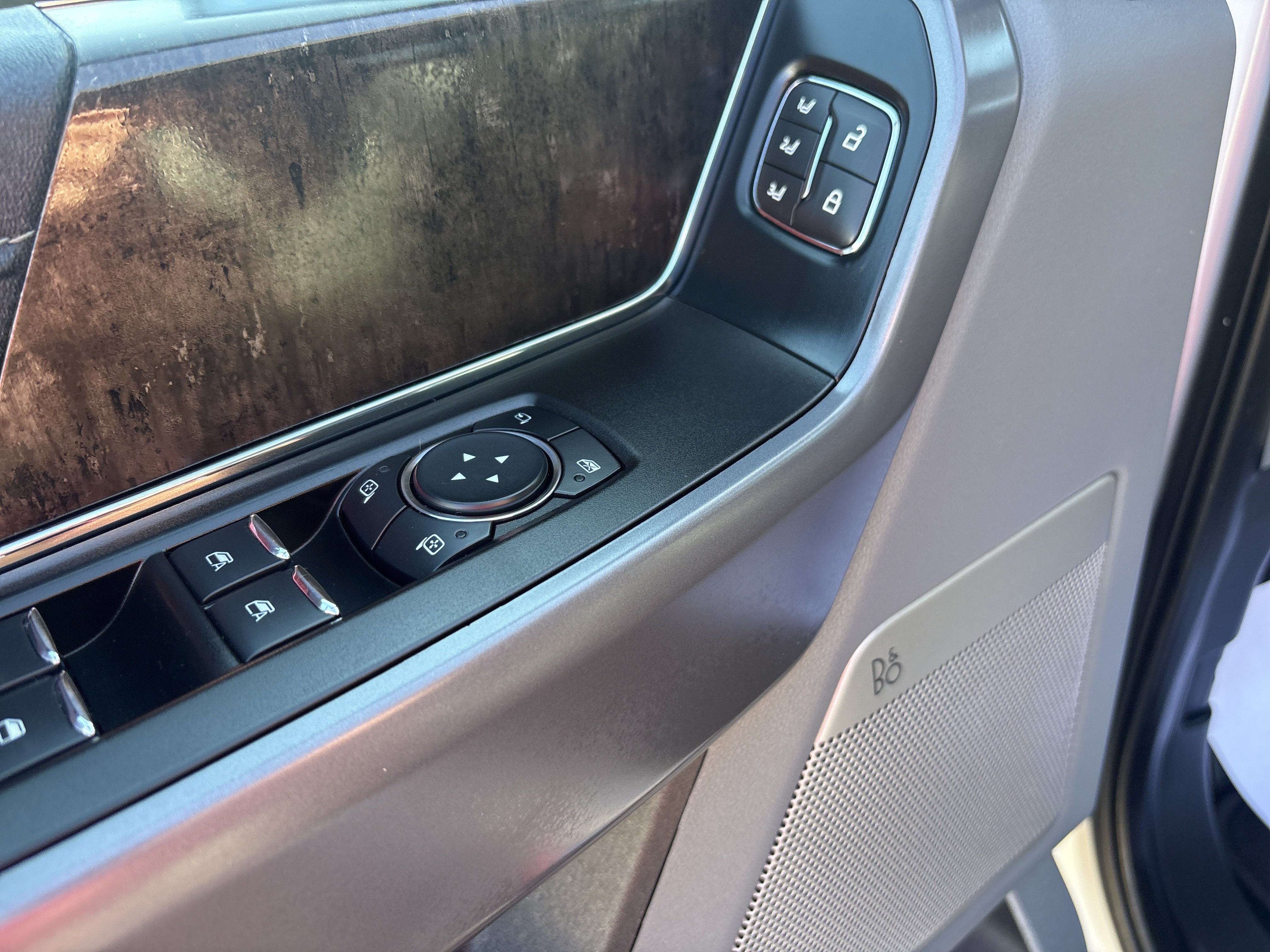 Used 2022 Ford F150 Lariat RWD image 13