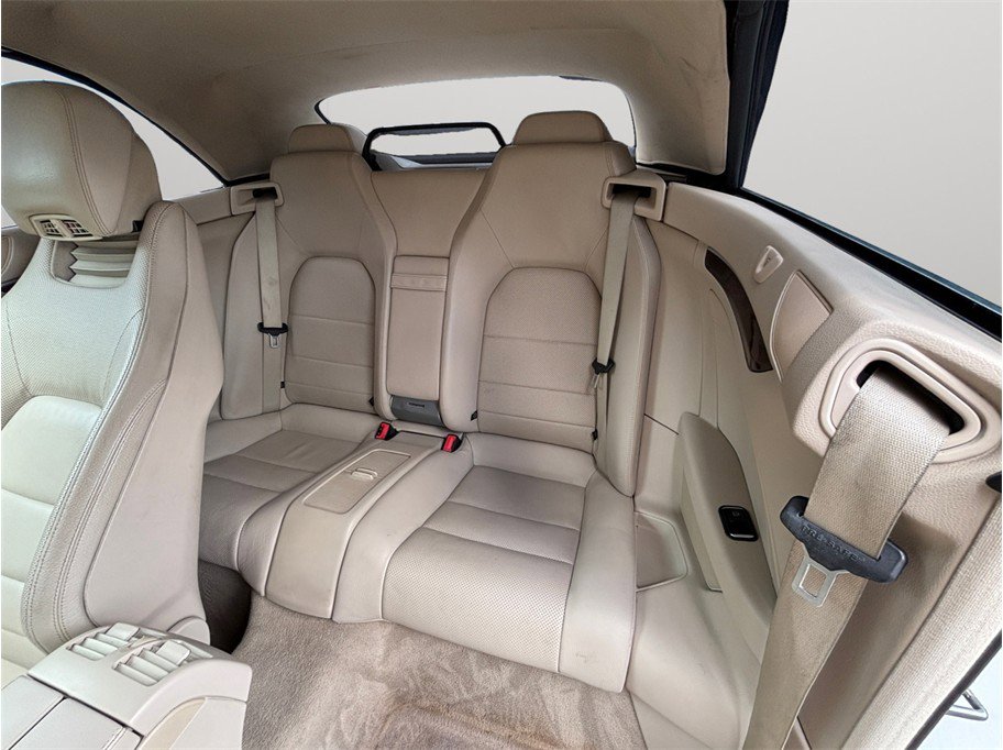 Used 2015 Mercedes-Benz E 400 Cabriolet image 32