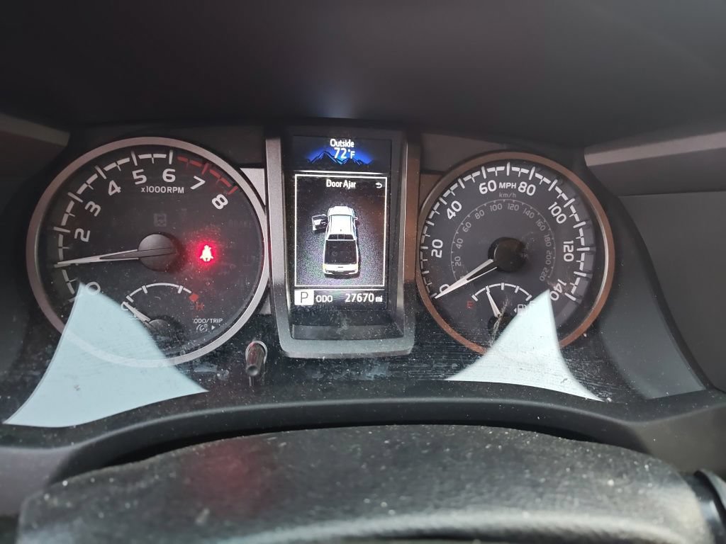 Used 2023 Toyota Tacoma TRD Off-Road AWD/4WD image 10