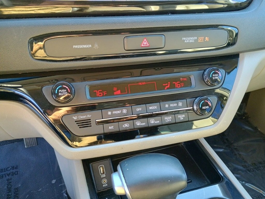 Used 2020 Kia Sedona EX w/ EX Premium Package image 31