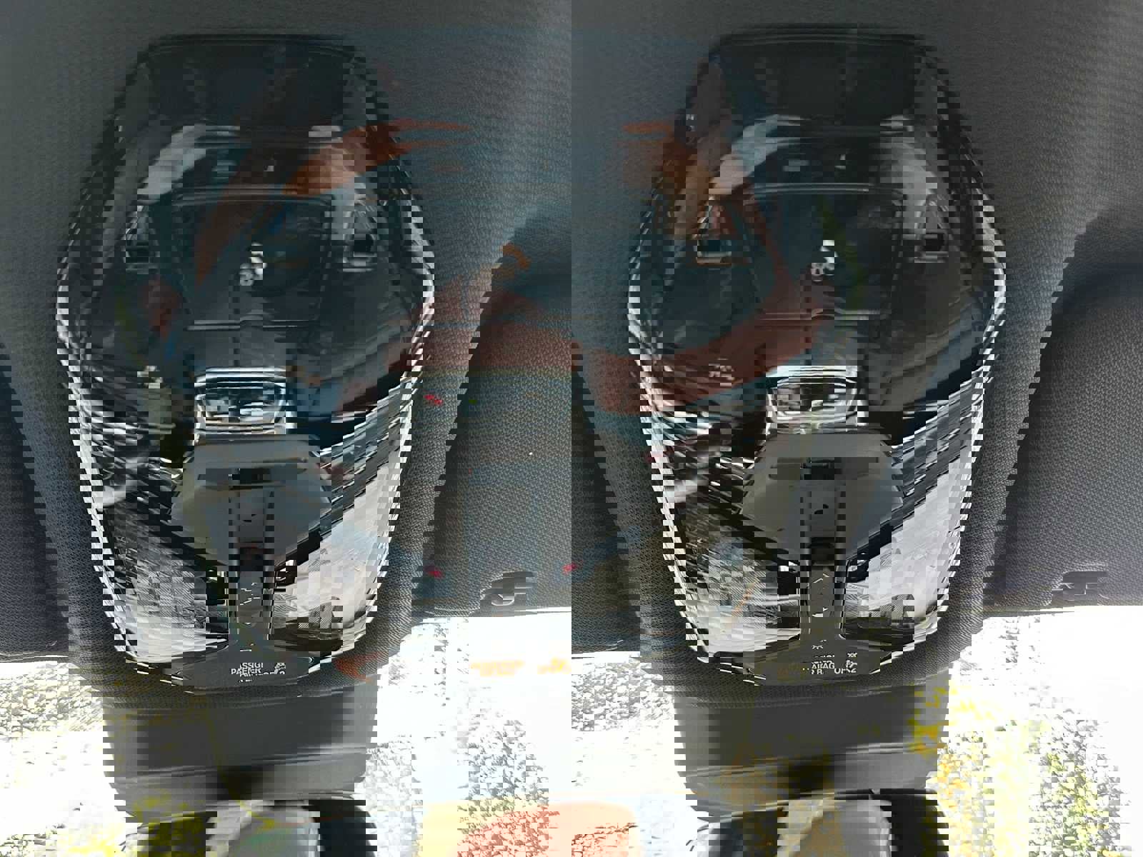 Used 2023 BMW 760i xDrive image 35