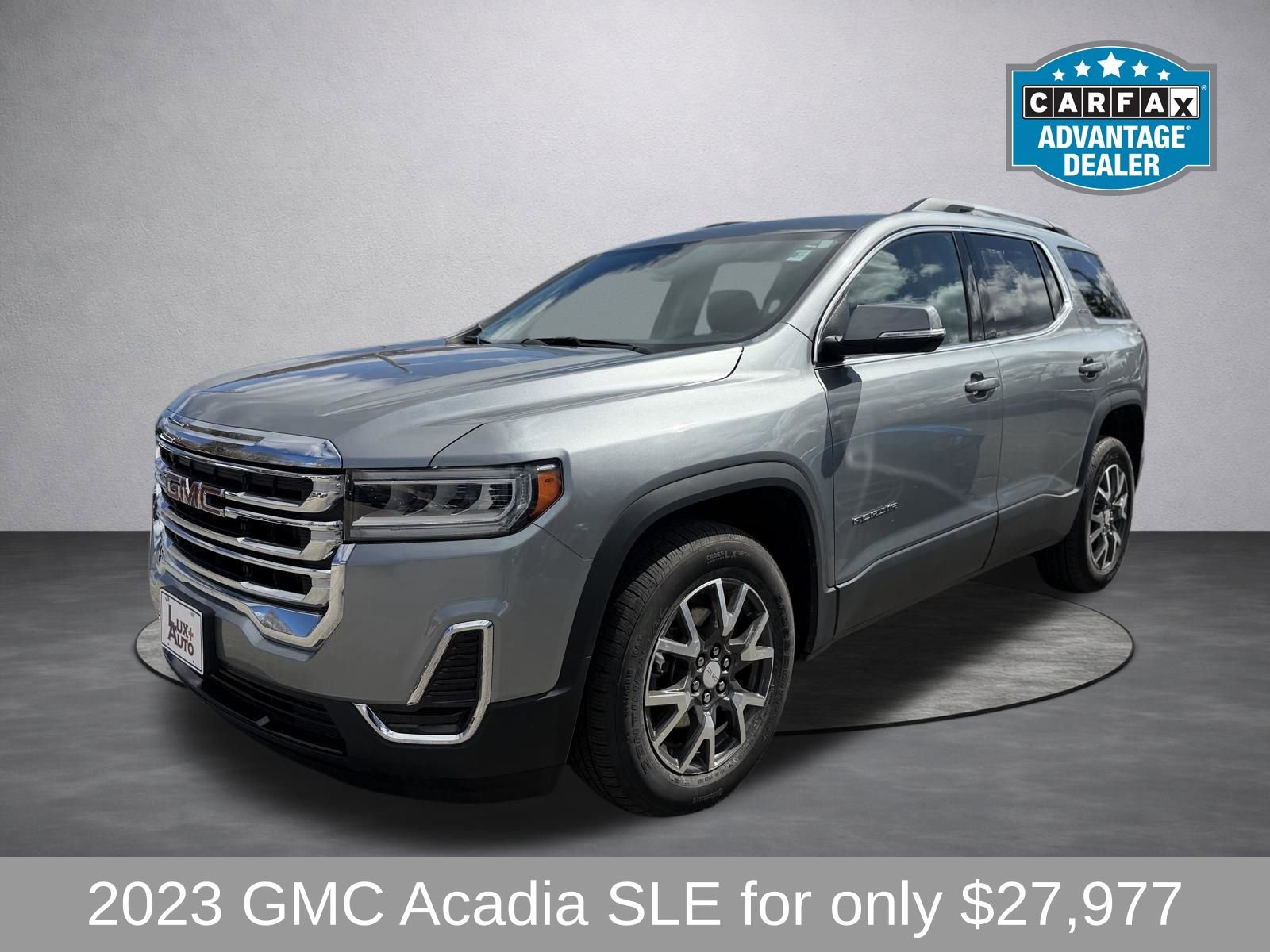 Used 2023 GMC Acadia SLE w/ Driver Convenience Package image 6