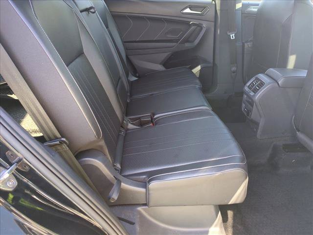 Used 2024 Volkswagen Tiguan SE R-Line FWD image 20