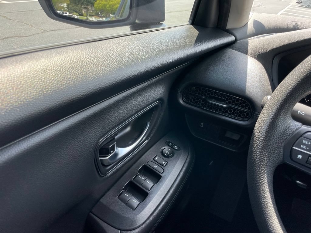 Certified 2024 Honda HR-V LX image 22