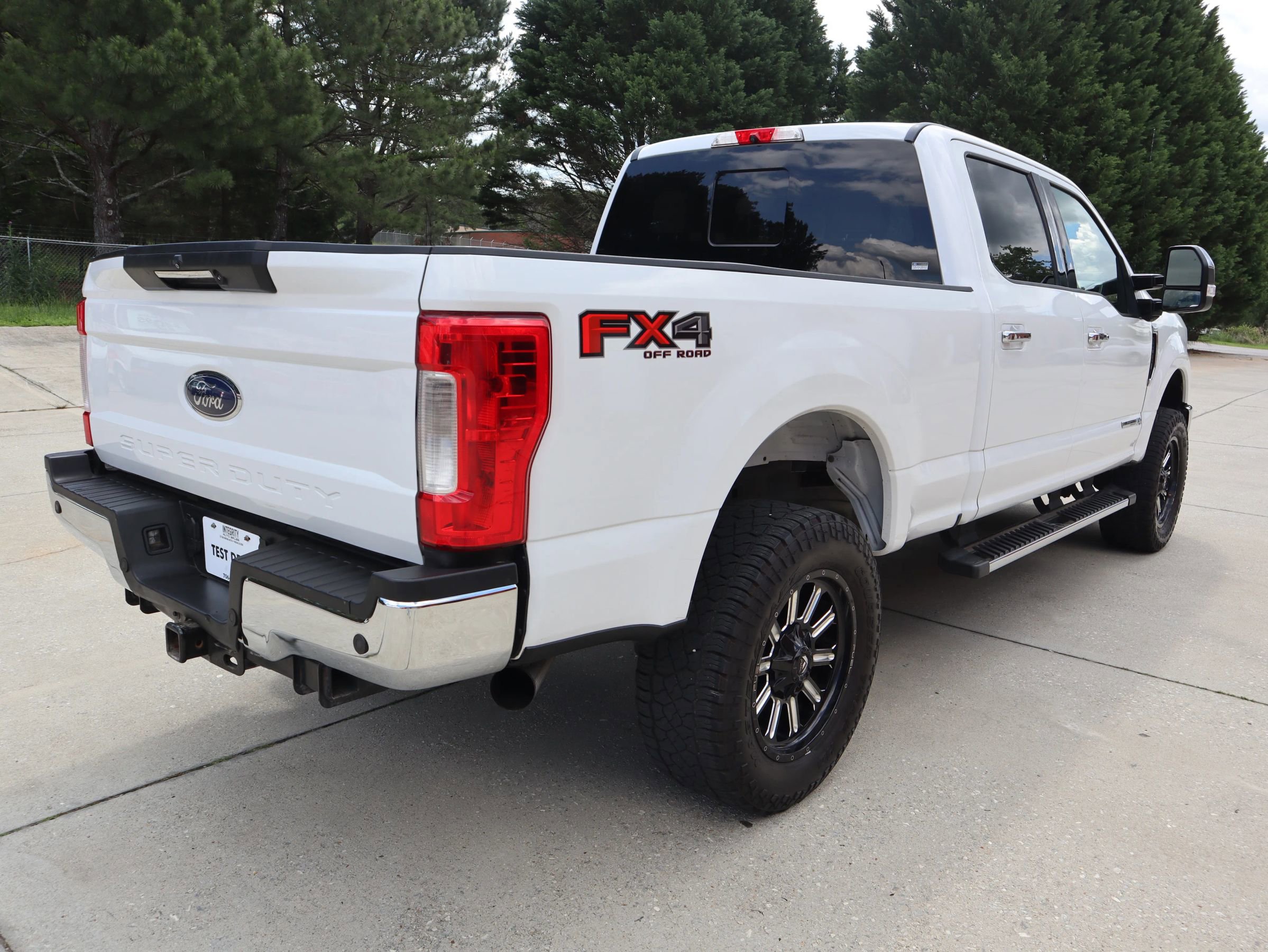 Used 2018 Ford F250 Lariat w/ Lariat Ultimate Package image 6