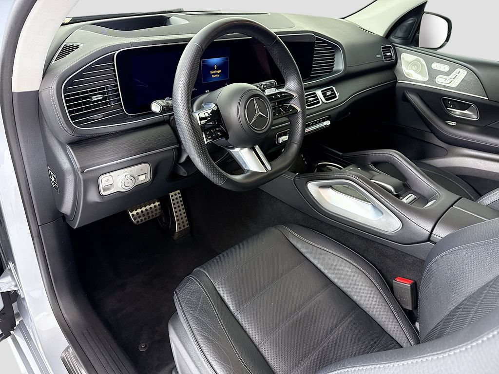 Certified 2024 Mercedes-Benz GLS 450 4MATIC image 9