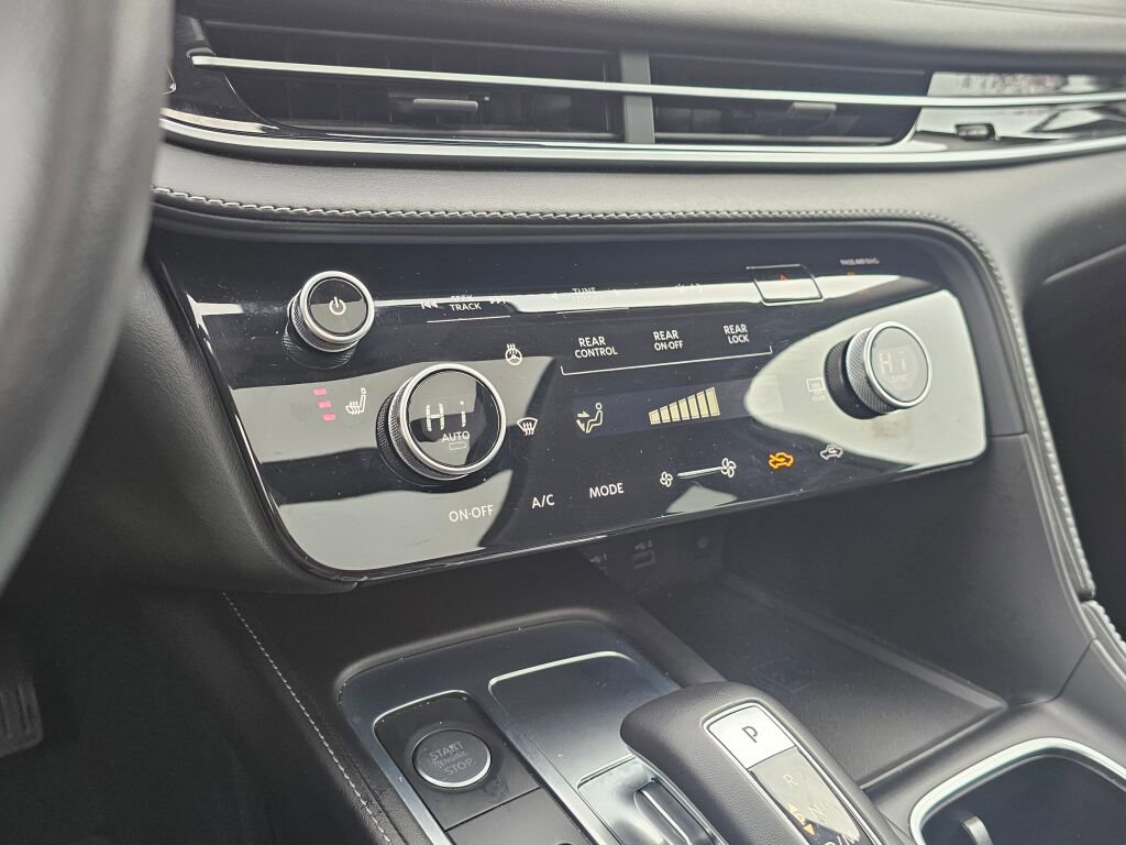 Used 2024 INFINITI QX60 Luxe image 34