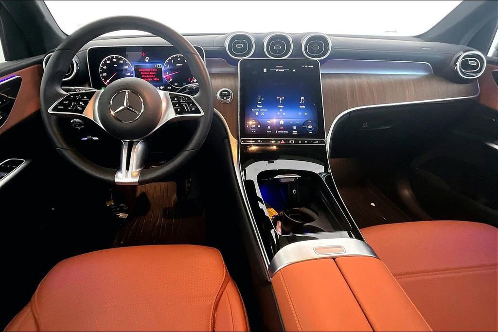 Used 2024 Mercedes-Benz GLC 300 image 20