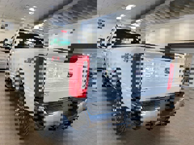 New 2025 Ford F350 XLT w/ FX4 Off-Road Package image 5