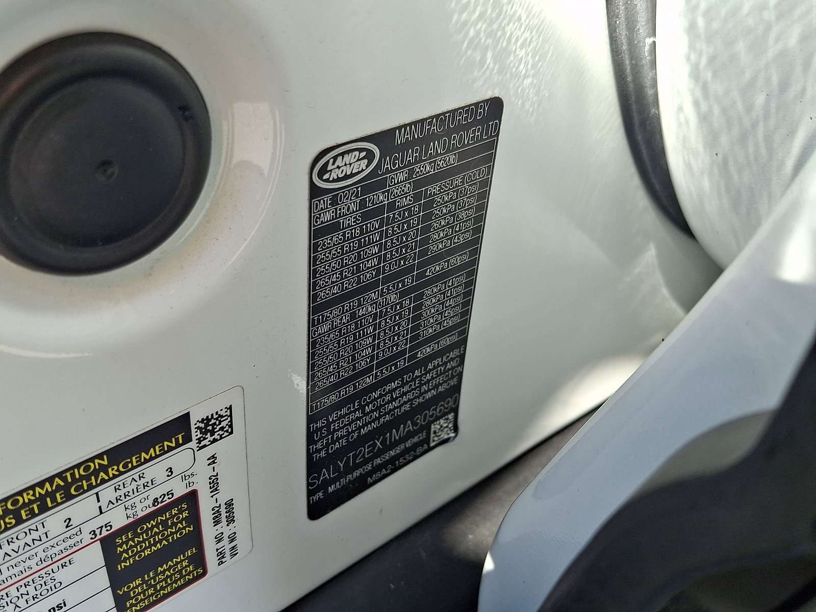 Used 2021 Land Rover Range Rover Velar R-Dynamic S image 26