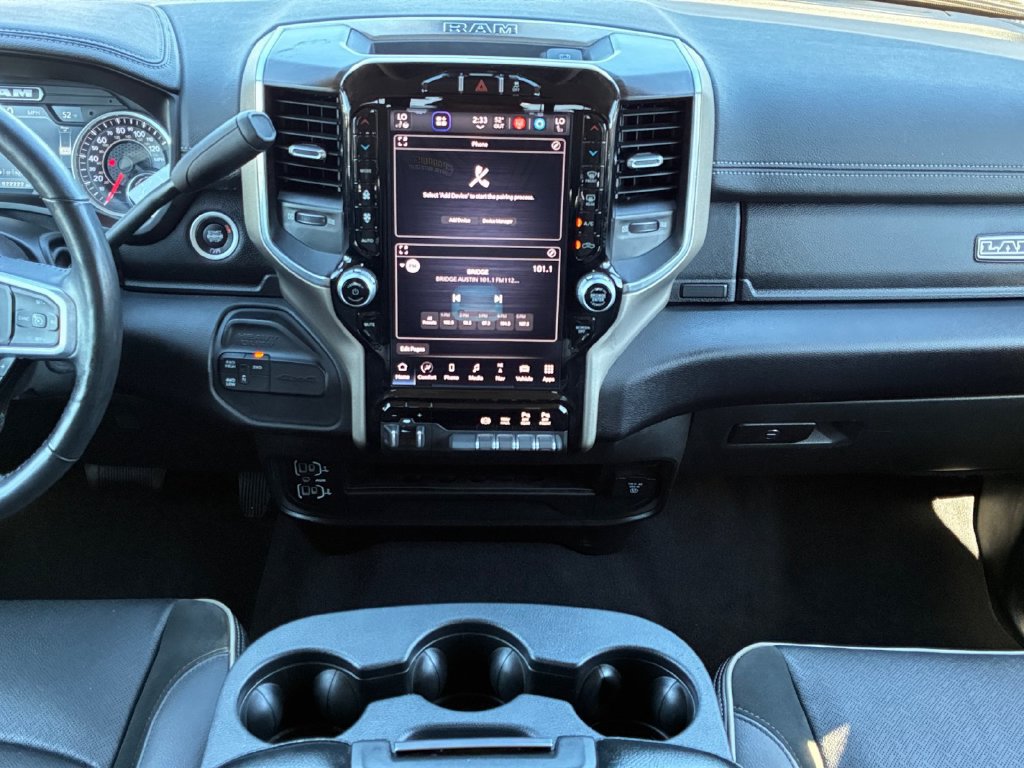 Used 2024 RAM 2500 Laramie AWD/4WD image 3