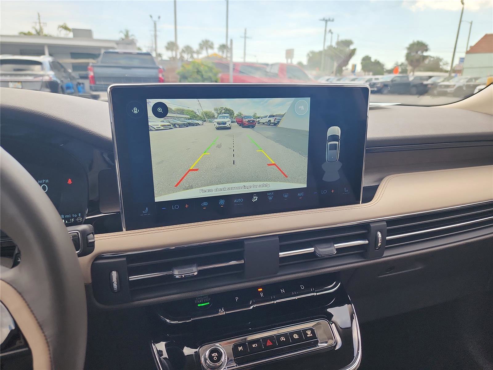 Used 2023 Lincoln Corsair Reserve image 31