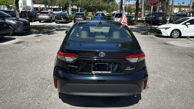 Used 2024 Toyota Corolla LE FWD image 6