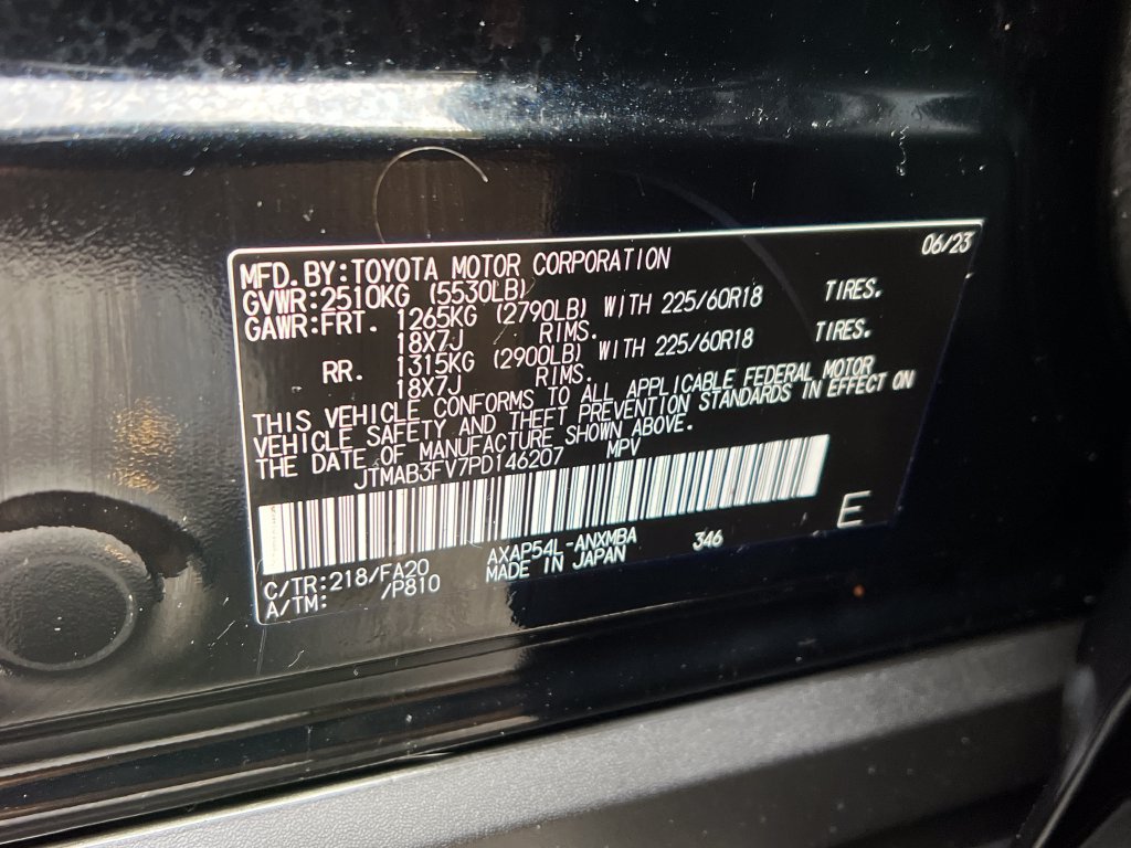 Used 2023 Toyota RAV4 SE w/ Weather & Moonroof Package AWD/4WD image 28