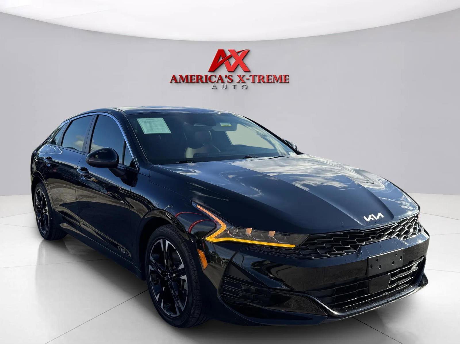 Used 2024 Kia K5 GT-Line w/ GT-Line Premium Package FWD image 7
