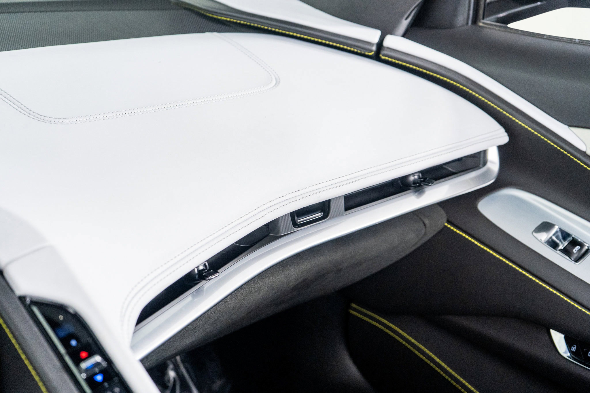 Used 2022 Chevrolet Corvette Stingray Premium Conv image 38