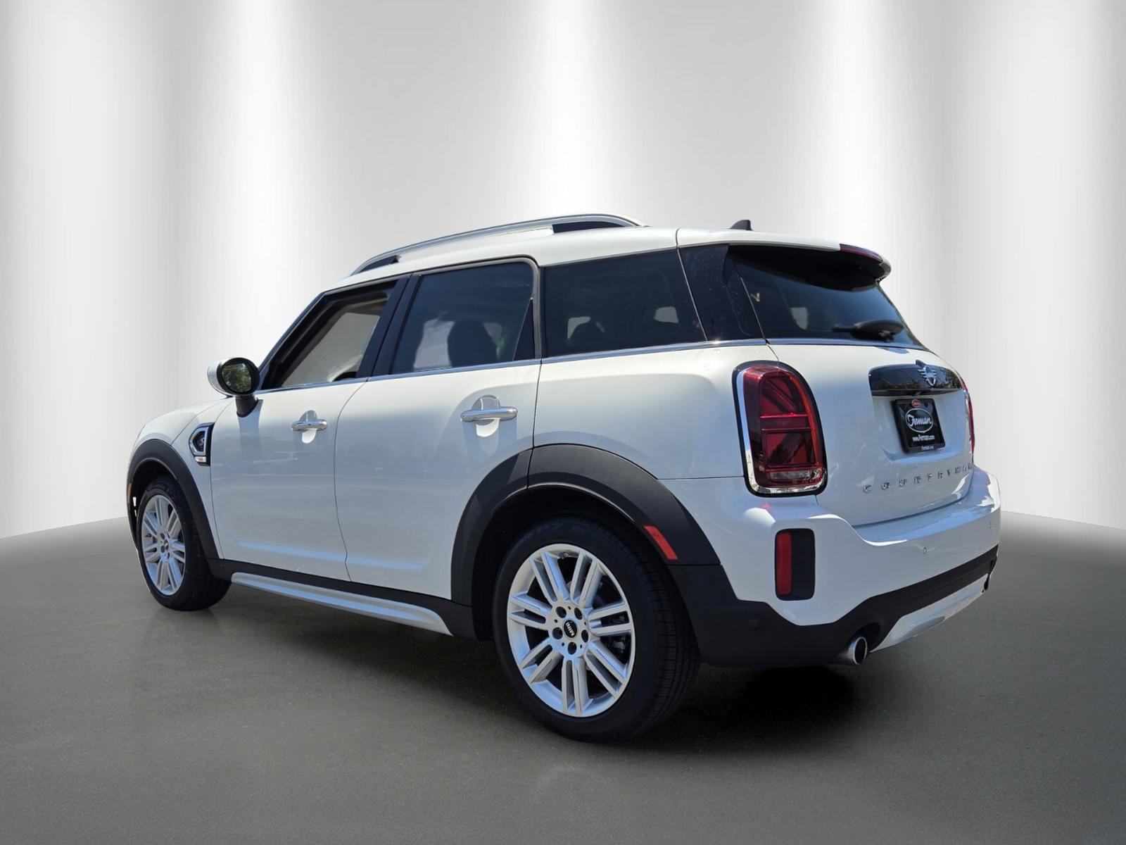 Certified 2024 MINI Cooper Countryman S w/ Signature Upholstery Package FWD image 5
